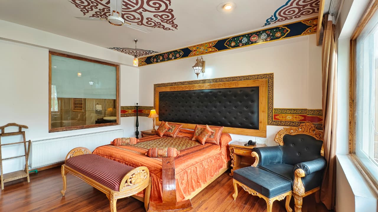 WhatsApp Image 2025-10-30 at 1.16.54 PM (3)